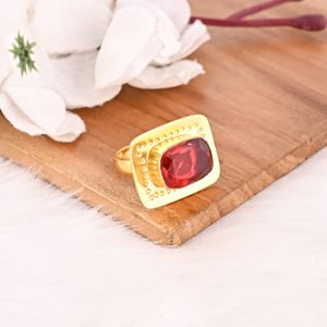 แหวนทองเหลืองชุบทองประดับอัญมณีทำมือสีแดงคลาสสิกสำหรับผู้หญิง - Product Image 4