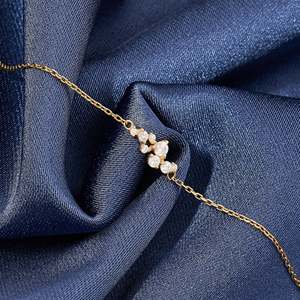 Bracelet en or blanc avec diamants de laboratoire de formes variées - Product Image 3