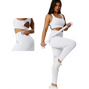 Ensemble de yoga bleu 2 pièces : Leggings taille haute avec poches et haut dos nageur respirant pour le fitness - Product Image 3