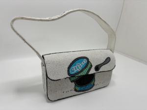 Sac à bandoulière brodé à la main Conifer, sac de soirée artisanal pour femme, capacité jusqu'à 1L, fermeture à rabat, doublure en polyester - Product Image 1