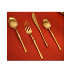Juego de Cubiertos de Acero Inoxidable Dorado de Lujo, 24 Piezas, Juego de Cubiertos con Acabado Espejo, Vajilla Moderna para Bodas y Restaurantes, Cuchara, Tenedor, Cuchillo - Product Image 4