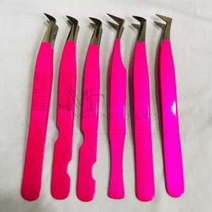 Pince à cils en acier inoxydable de couleur rose pour extensions de cils Volume durable et méga ventilateurs plus légers - Product Image 4