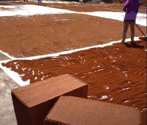 Bloc de coque de noix de coco pour la culture des plantes en jardin - Haute rétention d'eau, écologique, biodégradable, léger, culture biologique - Product Image 2