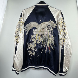 Chaqueta Sukajan con Diseño Personalizado, Bordado Satinado Elegante, Transpirable, Ecológica, Ligera, para Invierno, Estilo Urbano Informal - Product Image 2