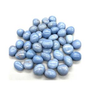 Pierres Roulées Irrégulières d'Angelite Naturelle Polies à la Main, Cristal Bleu de Guérison pour la Méditation, le Reiki, l'Énergie des Chakras, Décoration Chakralume - Product Image 1