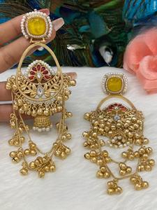 Pendientes largos de doble capa con piedras de Cachemira y acabado dorado de calidad premium para mujeres y niñas, colección para fiestas y eventos nocturnos. - Product Image 2