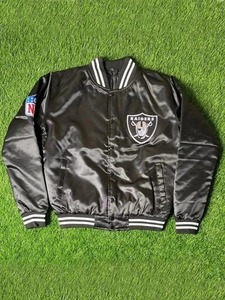 เสื้อแจ็คเก็ต Raiders รุ่นวินเทจ โอ๊คแลนด์ สีดำซาติน แบบ Bomber สำหรับกีฬาฟุตบอล - Product Image 4