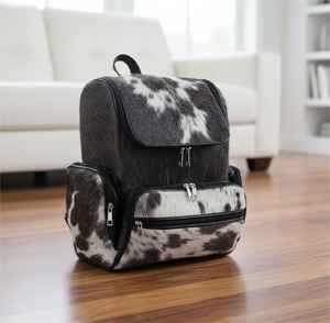 Mochila de Piel Genuina Premium con Cierre, Multifuncional, Gran Capacidad, Unisex, 20-35L, para Viajes, Portátil, Escuela, Diseño con Letras - Product Image 1