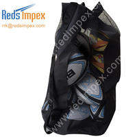 Sac de Rugby Personnalisé en Tétron et Maille – Contient 10 à 12 Balles – Plusieurs Options de Couleurs Disponibles – Idéal pour l'Entraînement et les Matchs