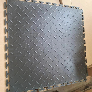 Dalles de sol en vinyle PVC à clipser Easy Clean pour garage, dalles carrées de revêtement de sol PVC à clipser - Product Image 1