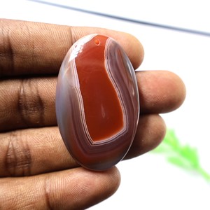 Piedra Preciosa de Ágata de Cuarzo Natural de Rajasthan, Forma Mixta, Efecto de Color Pulido, Hecha a Mano para la Elaboración de Joyas - Product Image 1