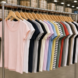 Camiseta Japonesa Usada para Mujer, Talla S/S - Product Image 1