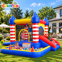Château gonflable commercial COCOFISH avec double toboggan et piscine à balles, combo château gonflable pour enfants pour les fêtes et les parcs d'attractions