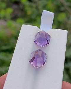 Par de amatistas naturales con corte hexagonal, gemas violeta púrpura de alta calidad, piedras sueltas para la fabricación de joyas, anillos y colgantes. - Product Image 3