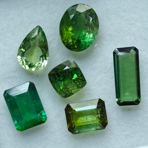Tourmaline Verte Naturelle en Pierre Précieuse Non Montée, Coupe Coussin, 6-8mm, 11 Carats, pour Bagues, Boucles d'Oreilles et Bijoux - Product Image 3