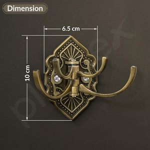 Perchero de pared vintage de latón con diseño de polígono tallado para guardar ropa - Product Image 3