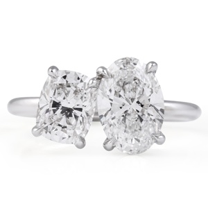 Bague de mariée personnalisée en or avec diamant de laboratoire certifié IGI, style boutique, faite à la main, Toi et Moi, solitaire, taille ovale et coussin mixte - Product Image 3