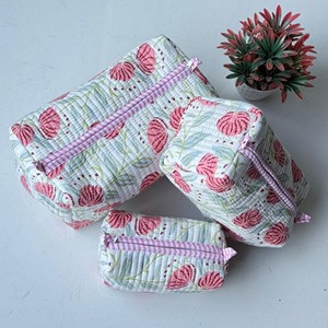Juego de Bolsas de Cosméticos Acolchadas de Algodón con Estampado Floral, Organizador de Maquillaje Plegable de Tres Piezas, Estilo Encantador - Product Image 2