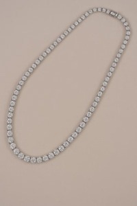 Collar de Diamantes Creados en Laboratorio de Calidad Premium para Bodas, Fiestas y Aniversarios, Disponible para Compras al por Mayor - Product Image 4