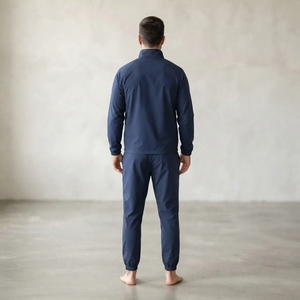 Chándal de nailon para hombre con forro suave, ligero, de diseño moderno, ideal para correr, hacer ejercicio y uso diario activo. - Product Image 3