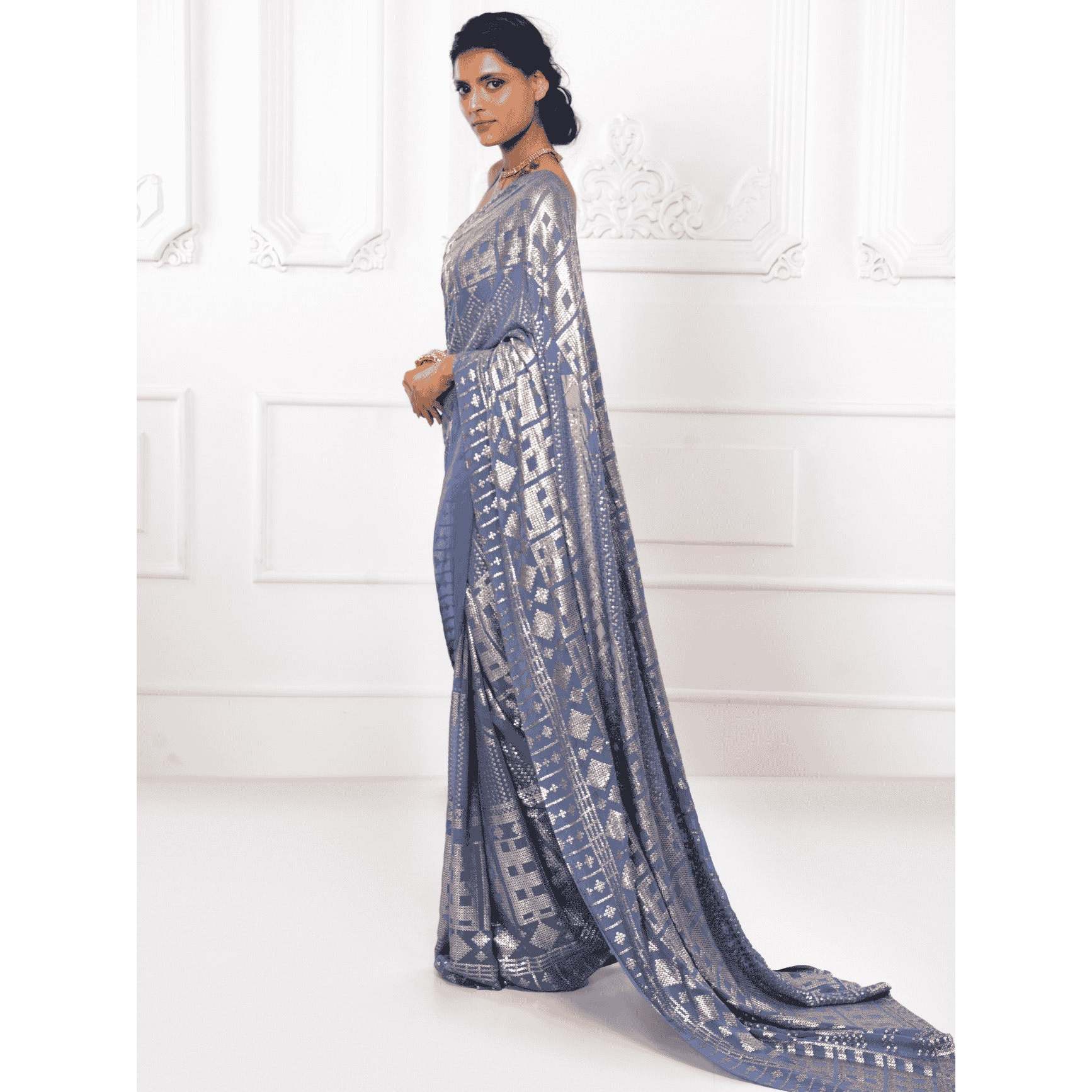 Elegant Grey Sequins Georgette Saree with Blouse for Wedding or Reception  Wear Enchanting Evening Dress| Alibaba.com
