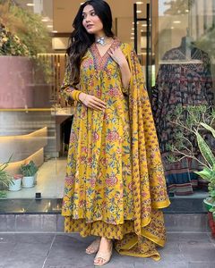 Kurta Anarkali imprimé en rayonne viscose pour femme avec palazzo et dupatta - Product Image 2