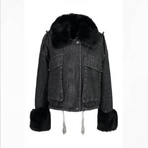 Chaqueta vaquera impermeable de invierno para mujer, con botones forrados, color liso, MOQ bajo y opciones personalizables - Product Image 4