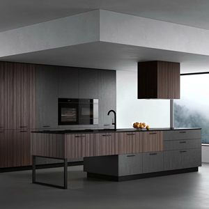 ชุดครัวสำเร็จรูปสไตล์ยุโรปทันสมัยจากเวียดนาม ยี่ห้อ JY Project ผลิตตามสั่ง วัสดุ MDF พร้อมตู้แบบเกาะกลาง บานพับปิดแบบนุ่มนวล เป็นมิตรกับสิ่งแวดล้อม ติดตั้งง่าย - Product Image 1