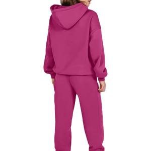 Conjuntos de sudaderas y pantalones deportivos de diseño clásico para mujer, chándal informal de gran tamaño para la vida diaria y actividades al aire libre. - Product Image 2