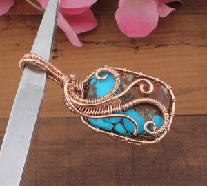 Pendentif en turquoise cuivre bleu naturel enroulé de fil, argent 925, vente en gros, matrice vintage plaqué platine, fait à la main, cadeau unisexe - Product Image 3