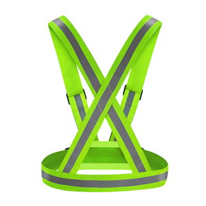 Ceinture réfléchissante haute visibilité avec poche pour téléphone, pour la course nocturne et le cyclisme, équipement de sécurité, bande élastique réglable - Product Image 2