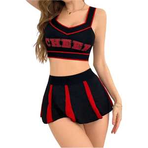 Nouvel ensemble uniforme de cheerleading OEM 2026 – Haut court à col en V noir et rouge, jupe en Spandex/Polyester dégradé pour adolescentes – En stock - Product Image 4
