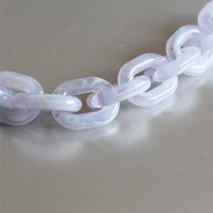 Chaîne longue massive en résine, maillons grands et creux, style moderne, mélange de couleurs, punk, multi-pièces, artisanale, pour décoration d'anniversaire et de maison - Product Image 3