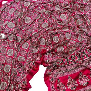 Última nueva colección de Saree de impresión digital de seda Gajji - Product Image 1