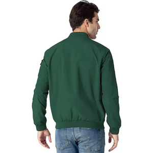 Blouson universitaire en laine de haute qualité pour homme, avec broderies personnalisées, col montant, imperméable et respirant, idéal pour l'hiver et le style urbain. - Product Image 3
