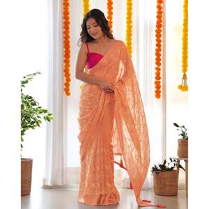 Ensemble Lehenga Choli traditionnel pour femmes, qualité supérieure par Liksha - Product Image 2