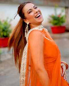 Últimos diseños personalizados de vestidos Anarkali Punjabi, ropa india y pakistaní, ropa festiva tradicional bordada para mujeres - Product Image 4