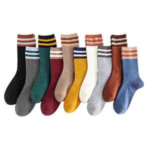 <b>White</b> <b>Socks</b> With Red Striped Breathable Knitted Regular Style For Adults Casual Wear Wholesale Colorful Fashion Casual Sports - Product Image 3