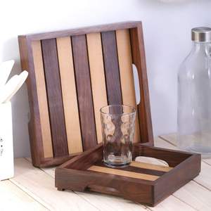 Plateau de service carré en bois de hêtre bicolore, lot de 2, idéal pour les collations, décoration de table, à vendre - Product Image 1