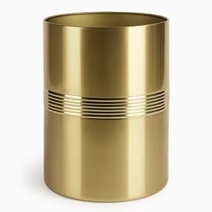 Cubo de Basura Metálico de Lujo Contemporáneo con Acabado Liso, Ideal para Sala de Estar, Dormitorio y Cocina - Product Image 1