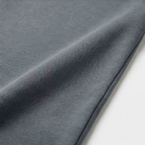 Chemise décontractée pour homme en piqué 100 % polyester bleu marine à manches courtes, respirante, infroissable, coupe classique, design tricoté uni - Product Image 5
