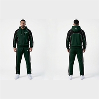 Hoodie dan Jogger 2 Set Bahan Fleece 400gsm Warna Hijau Tua dengan Panel Kontras Hitam dan Lis Putih, Gaya Techwear