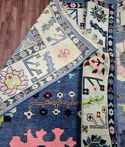 Achetez des tapis et des carpettes noués à la main en ligne en Inde |    Tissu d'ameublement en laine à motif abstrait, 1 pièce, écologique et adapté aux animaux domestiques | - Product Image 2