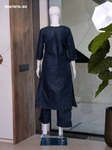 Conjunto de Kurti-Plazzo largo de algodón de alta calidad 60-60 con trabajo de hilo, lentejuelas y cuentas, a juego en color, listo para usar, para mujer. - Product Image 2