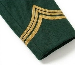 Uniforme maritime élégant et authentique en tissu polaire respirant, avec des détails de fabrication soignés, qualité supérieure pour les événements formels - Product Image 3