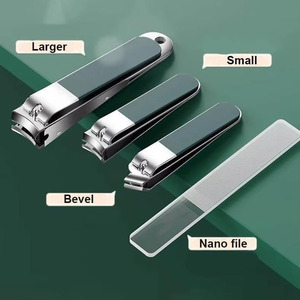 Ensemble de manucure et pédicure professionnel de qualité supérieure en acier inoxydable luxueux et portable avec outils de soin des ongles - Product Image 2