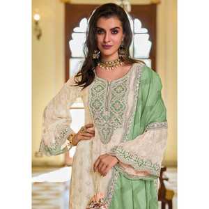 Hermoso Salwar Kameez de Algodón para Fiesta, Top, Pantalón Plazzo y Dupatta - Product Image 5