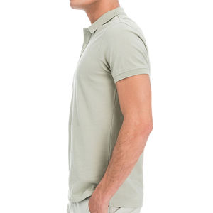 T-shirt pour homme de qualité supérieure en tissu polaire doux et respirant, séchage rapide, design uni, couleurs personnalisables - Product Image 2