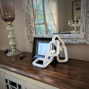 Chaîne en bois sculptée à la main à 2 maillons, décoration en bois, accent en nœud, pour étagère, bureau, table basse, ornement de Noël moderne, noir, personnalisé - Product Image 4
