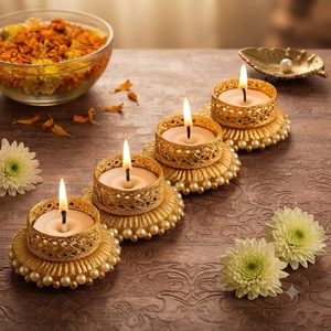Support de bougie chauffe-plat en métal doré artisanal indien pour le festival Diwali, avec base et bordure en perles – Écologique, pour Noël et anniversaires - Product Image 1
